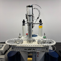 Bruker Ultrashield 400 PLUS NMR image 3